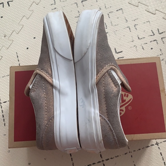 Girls Slip on vans size 10.5 - Picture 3 of 7